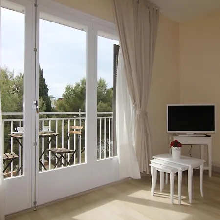 Apartment Rubi: Luminoso A 1 Minuto De La Playa *